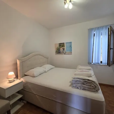 Marina Apartment Novi Vinodolski